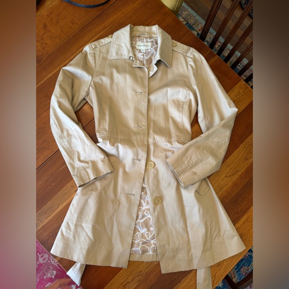 Banana Republic Jackets & Blazers - Banana Republic Beige Women's Trench Coat - Classic Single-Breasted Jacket